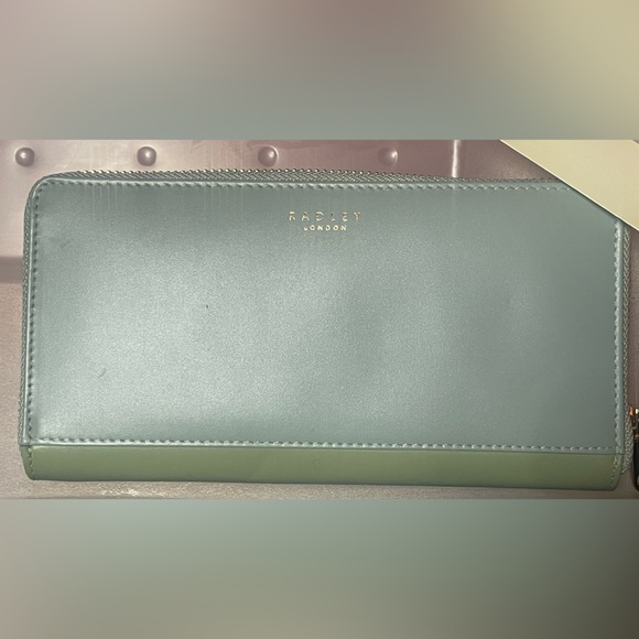 Radley London Wallet✨New with tags🐶 Large Zip Around Wallet ”Room With A View” - Picture 5 of 6